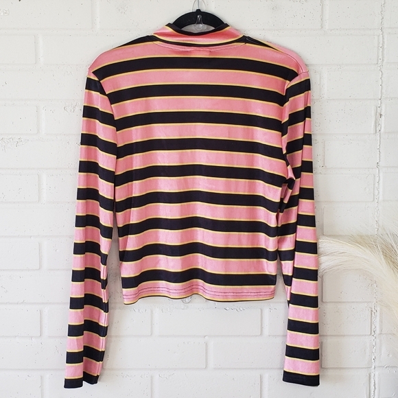 🚨CL:The Ragged Priest Velour Striped Mock Neck Crop Top Pink Black Yellow Large - Picture 5 of 7